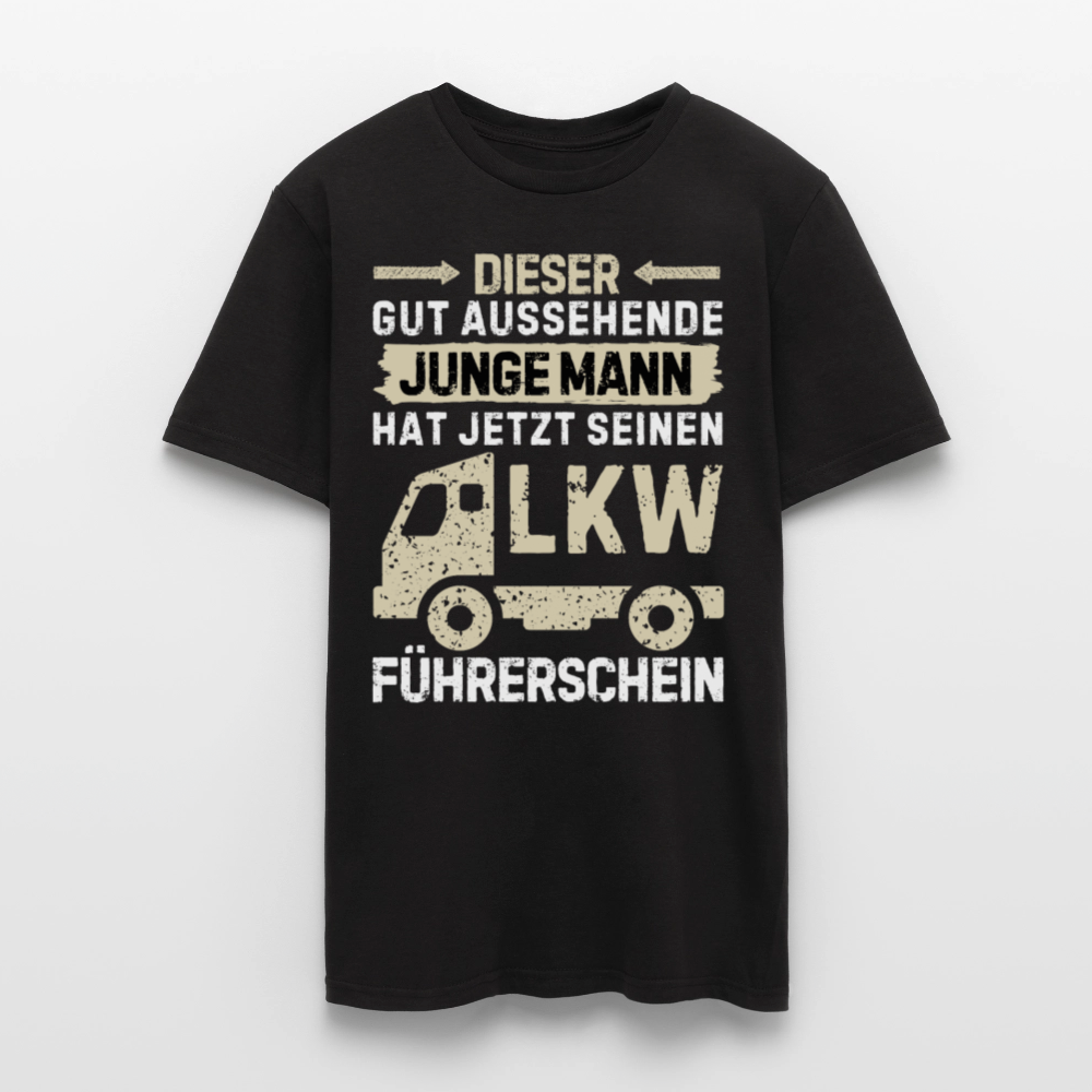 Männer T-Shirt "Dieser junge Mann hat jetzt sein LKW Führerschein" - Schwarz