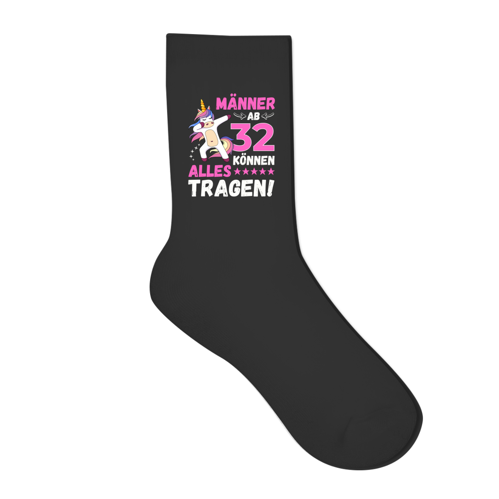 Socken "Männer ab 32 können alles tragen"