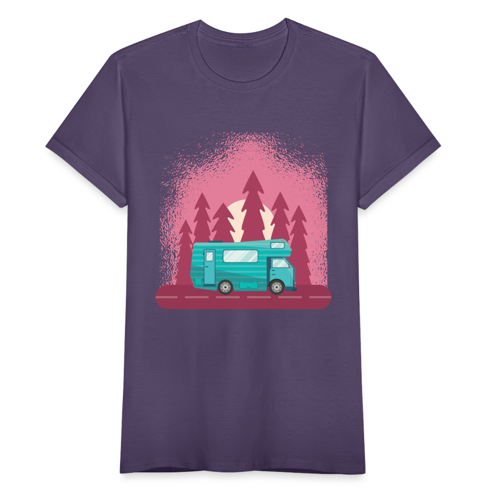 Frauen T-Shirt "Wohnwagen Waldmotiv" - Dunkellila