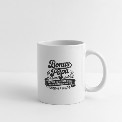 Tasse "Bonus Papa - nicht in meiner DNA, aber in meinem Herzen" - Weiß