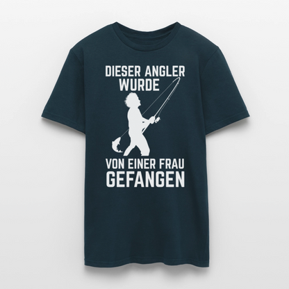 Männer T-Shirt "Dieser Angler wurde von einer Frau gefangen" - Navy