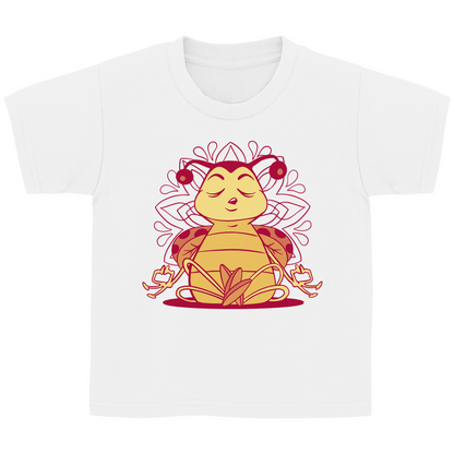 Kinder T-Shirt "Meditierender Marienkäfer" weiß