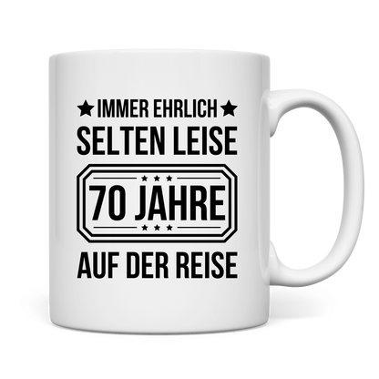 Tasse "Immer ehrlich, selten leise, 70 Jahre auf der Reise" weiß rückseite