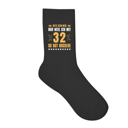 Socken "Bitte kein Neid, nur weil ich mit 32" (Orangenes Motiv)