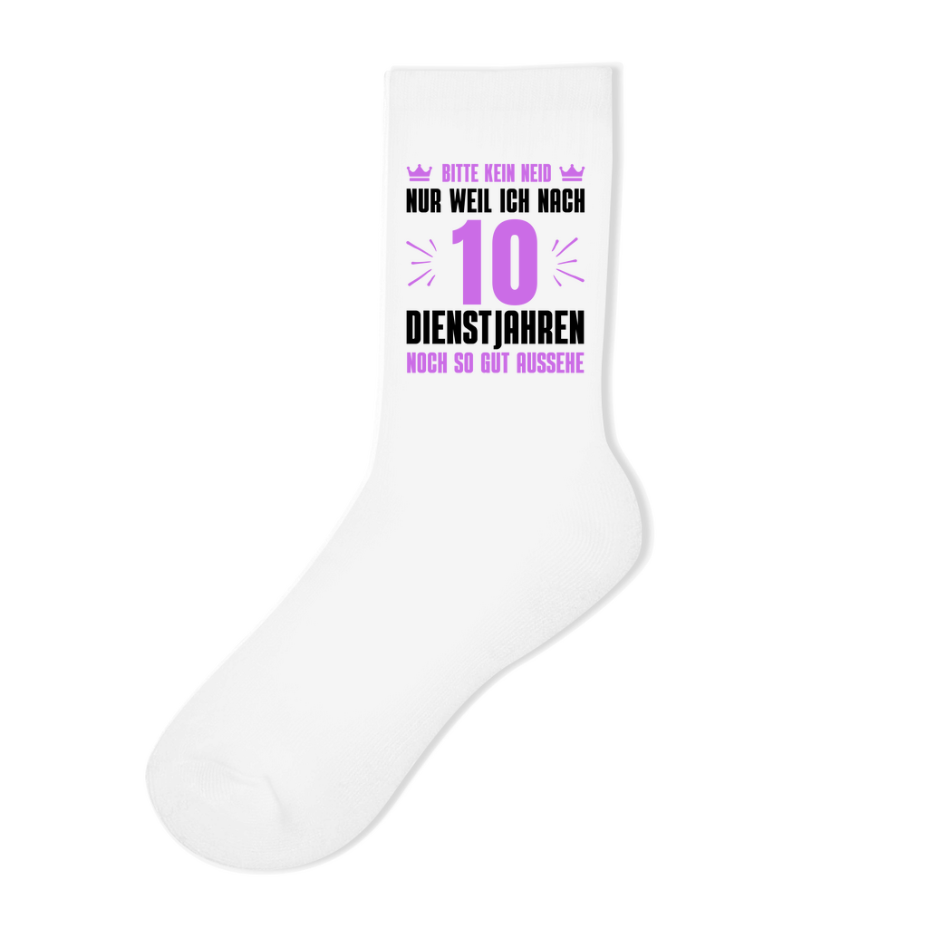 Socken "Nach 10 Dienstjahren noch so gut aussehe" (Lila Motiv)