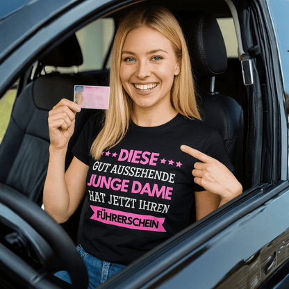 Führerschein bestanden T-Shirt Frauen