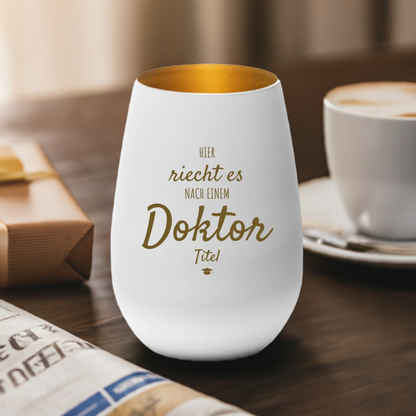 Windlicht "Hier riecht es nach einem Doktortitel"