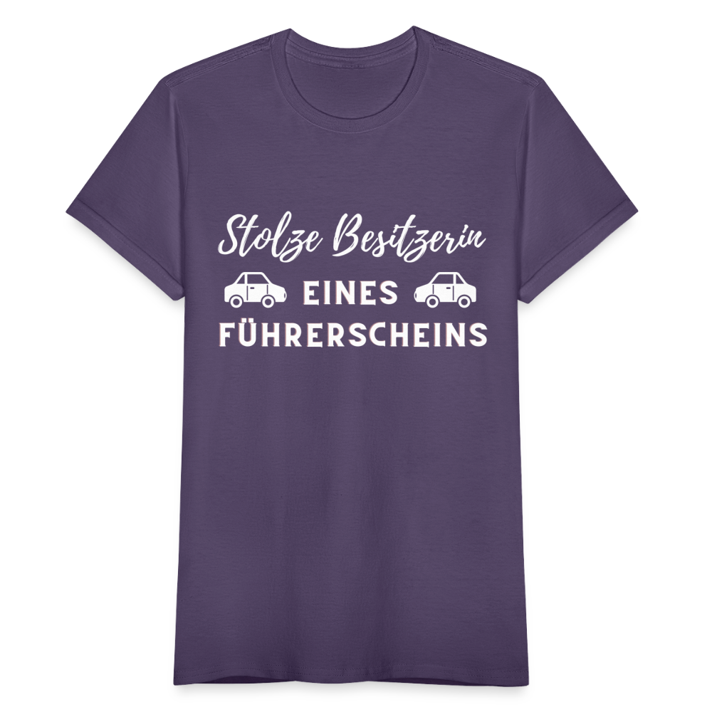 Frauen T-Shirt "Stolze Besitzerin eines Führerscheins" - Dunkellila