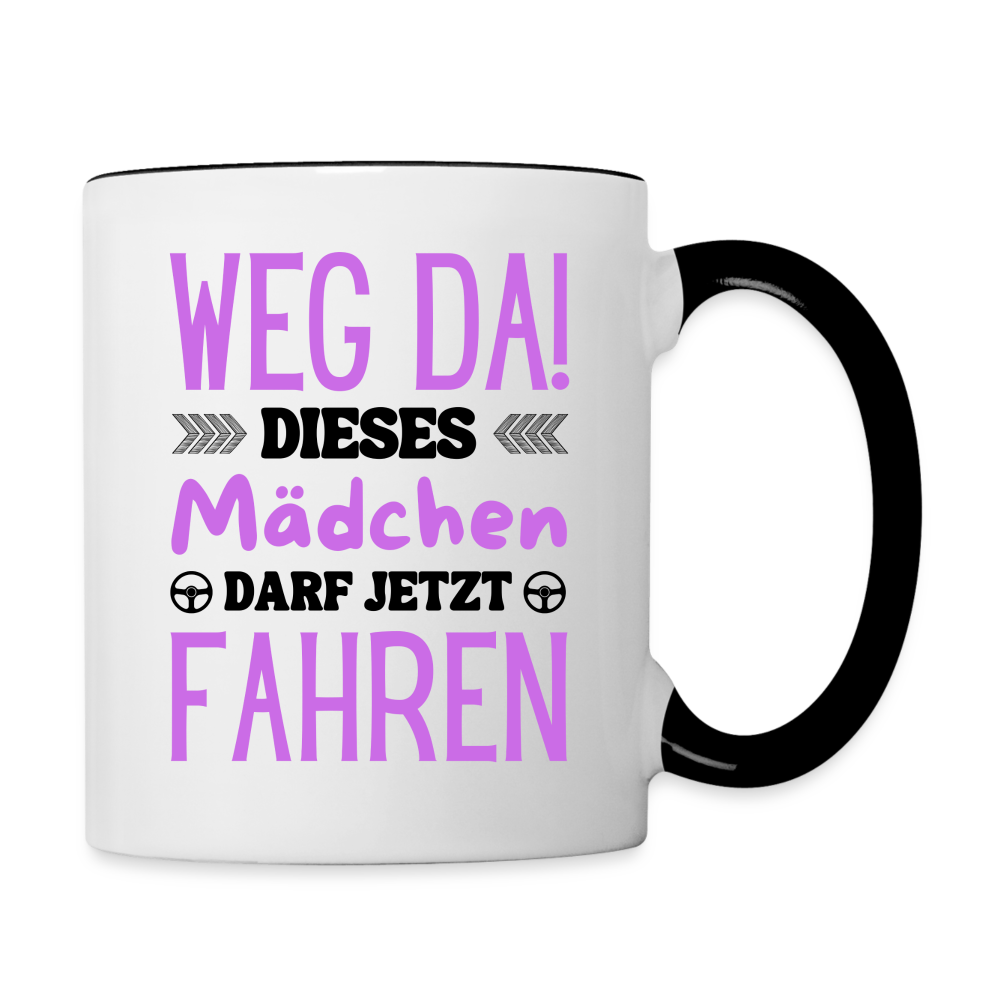 Tasse "Weg da! Dieses Mädchen darf jetzt fahren" - Weiß/Schwarz